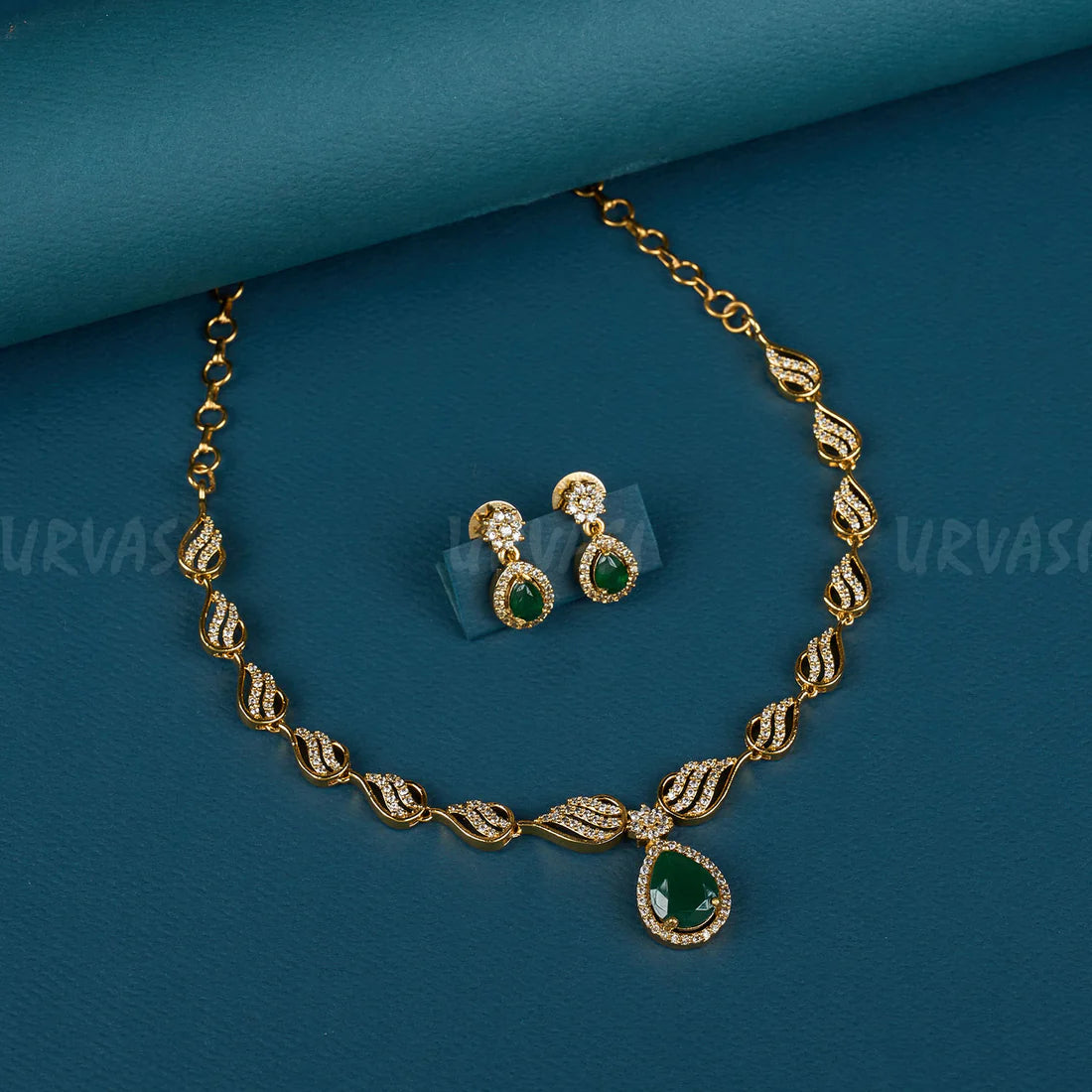 Victorian Style AD Stone Necklace